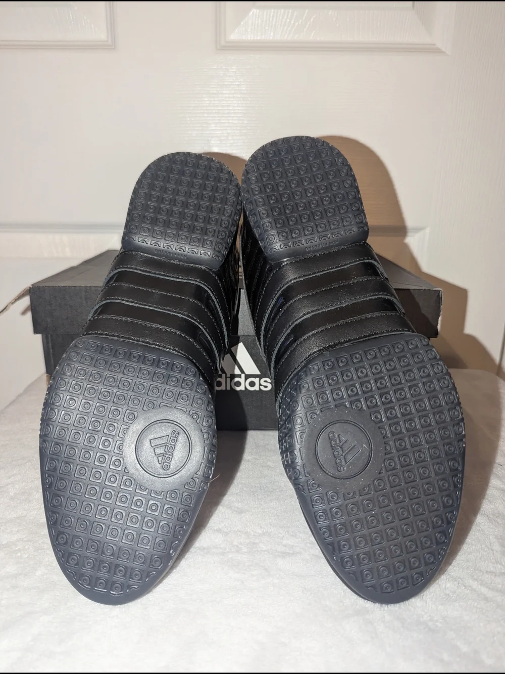 adidas triple black